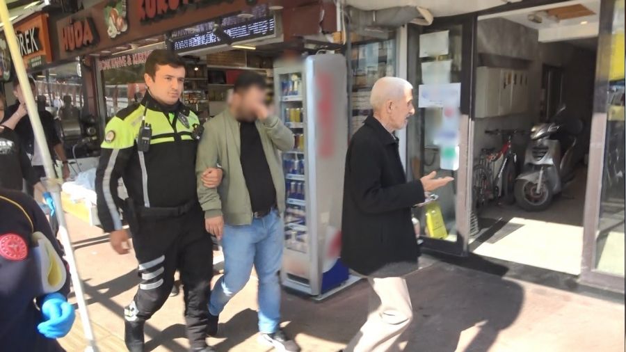 7 katlı iş hanının çatısından atlarken son anda kurtarıldı