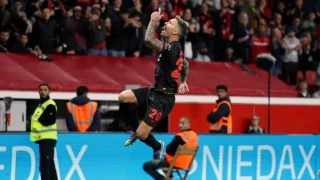 9 gollü düelloda kazanan Bayer Leverkusen