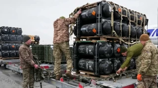 ABD Dışişleri Bakanlığı, Kiev'e askerleri yardımların 2024'te de devam edeceğini ancak geçtiğimiz yıllardaki seviyelerde olmayacağını duyurdu