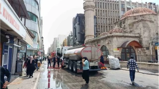 Adana'da kuyumcudaki yangn panie neden oldu