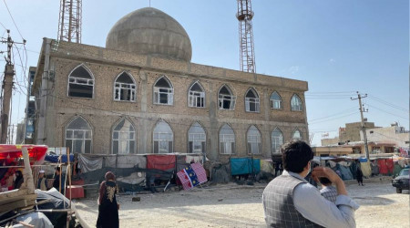 Afganistan'da camiye intihar saldırısı: 10 ölü