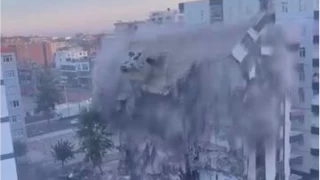 Ar hasarl 8 katl bina tek dokunuta yerle bir oldu