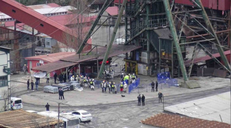 Amasra'da maden ocağındaki barajlar kaldırılıyor
