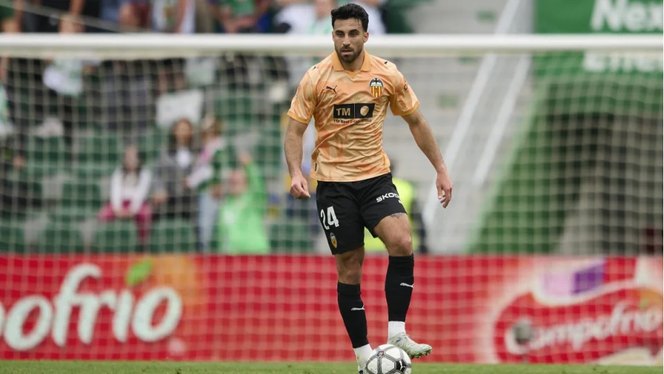 Amedspor'a Tunceli �ocu�u! �svi�re milli tak�m stoperi