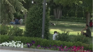 Ankara'da bunaltc scaklklar hem vatanda hem esnaf zorluyor