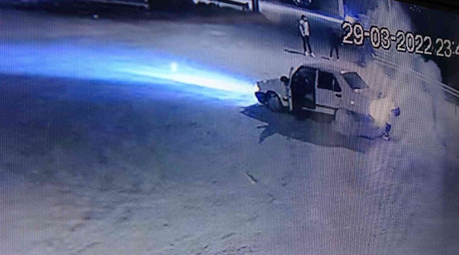 Annesinin aracyla drift atan gence trafik polisi srprizi
