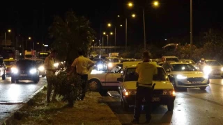 Antalya'da 4 araç birbirine girdi...