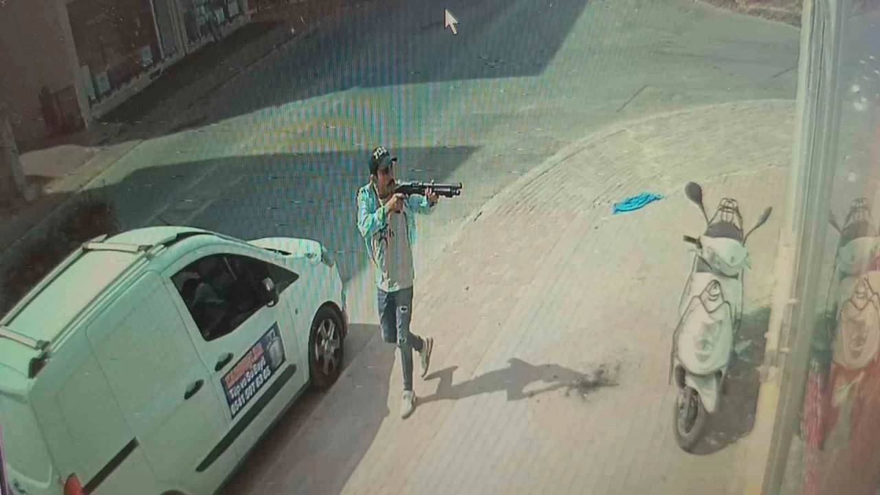 Antalya'da t�p bayiini pompal� t�fekle tarand�