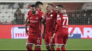 Antalyaspor Sergen Yalçın'la yenilmiyor