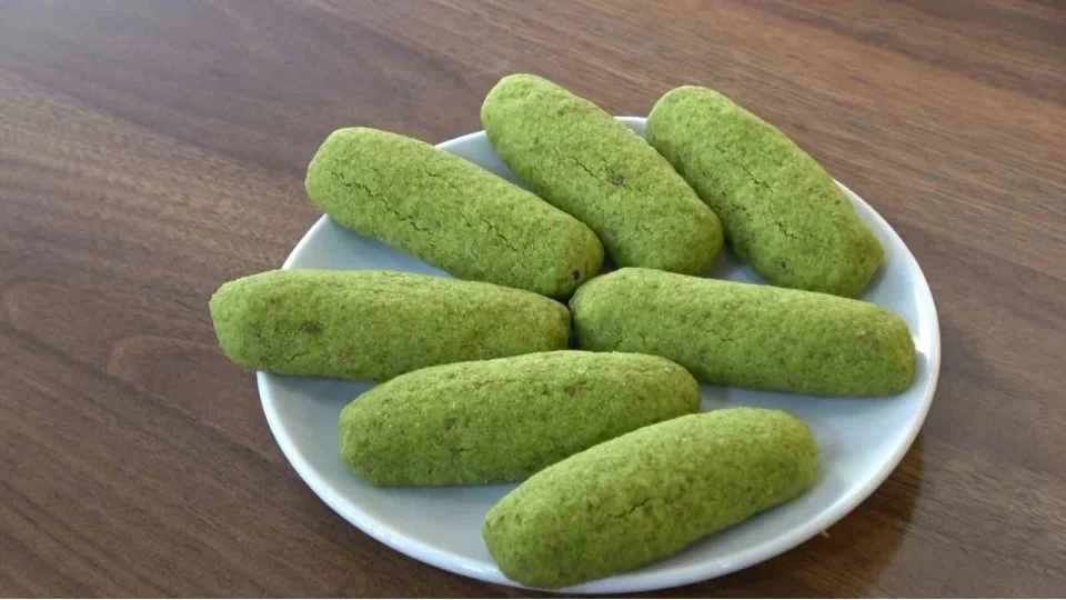 Antep f�st�kl� kurabiye bayramda damaklar� tatland�racak