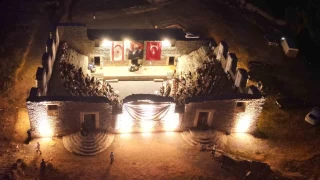 Antik kentteki 2 bin yıllık Odeon'dan piyano sesleri yükseldi