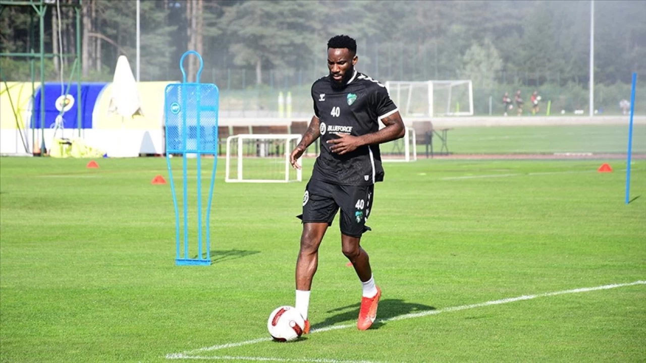 Appindangoye Kocaelispor'da iz b�rakmak istiyor
