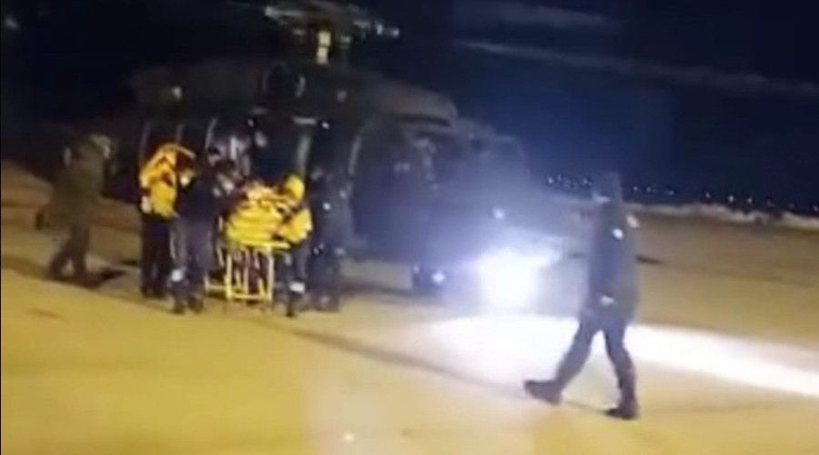 Askeri helikopter kpek saldrsna urayan ocuk iin havaland