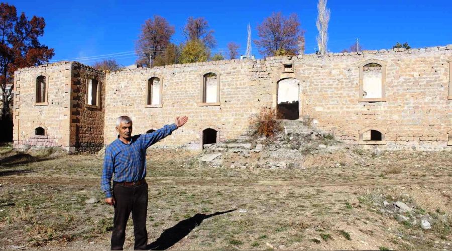 Atatürk'ün talimatıyla yapılan okul restore bekliyor