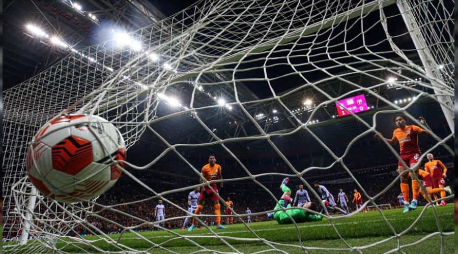 Avrupa'da irtifa kaybettik! Tak�m say�s� 4'e d��t� 