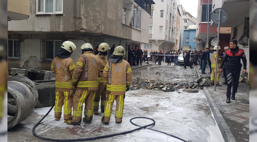 Ba�c�lar'da do�algaz borusu patlad�   