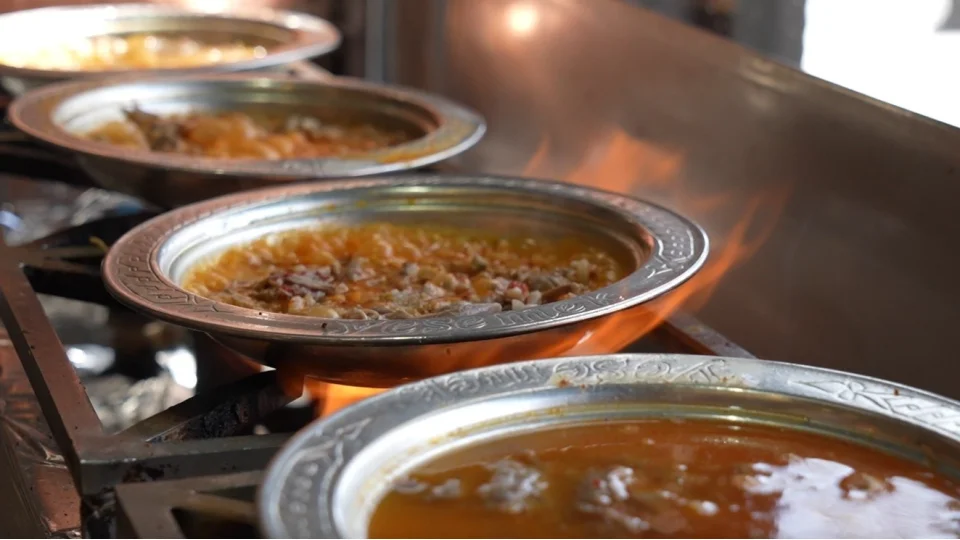 Bahar aylar�nda tescilli lezzet Beyran'a yo�un ilgi