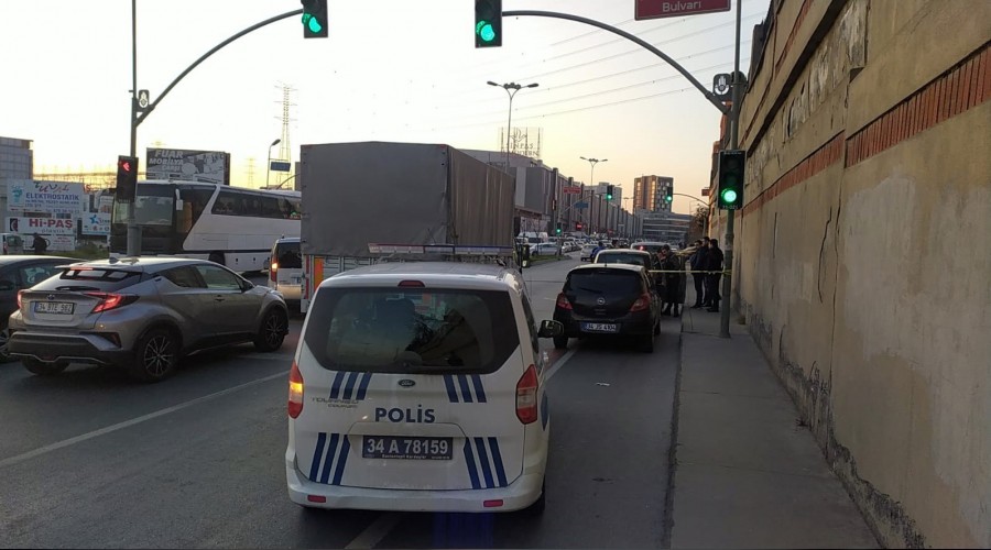 Başakşehir’de polise silahlı saldırı