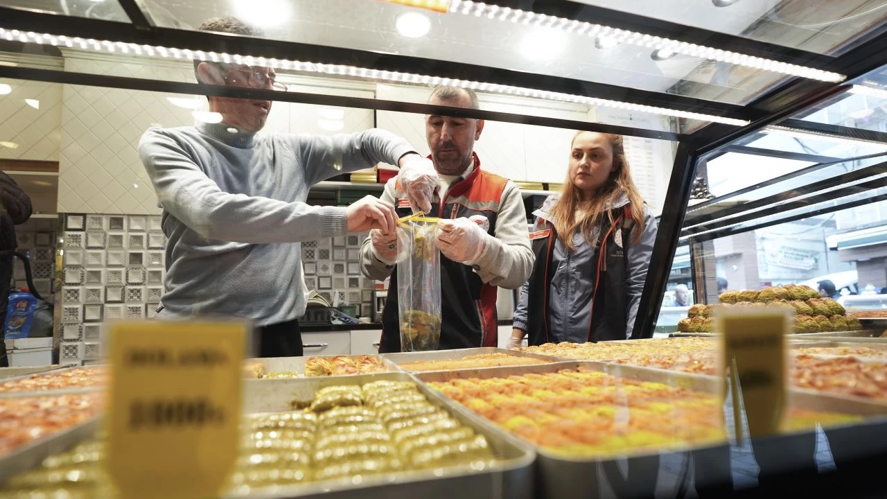 Bayram �ncesi �stanbul'da g�da denetimleri s�kla�t�r�ld�