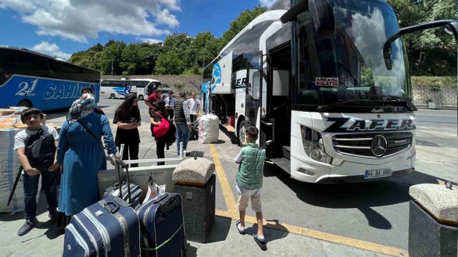 Bayram öncesi otogarda hareketlilik başladı