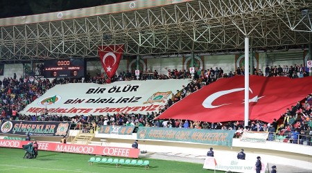 Beşiktaş, Alanya’dan mutlu dönüyor