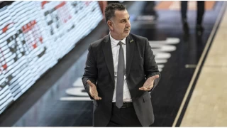 Beikta BOA yeni baantrenr Ayhan Avc oldu