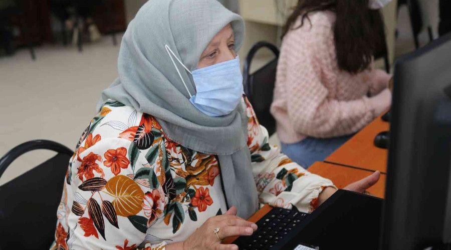 Bilgisayarla hayatları kolaylaştı