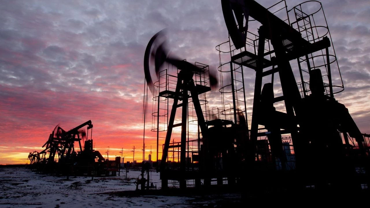 Brent petrolün varil fiyatı 80.03 dolar