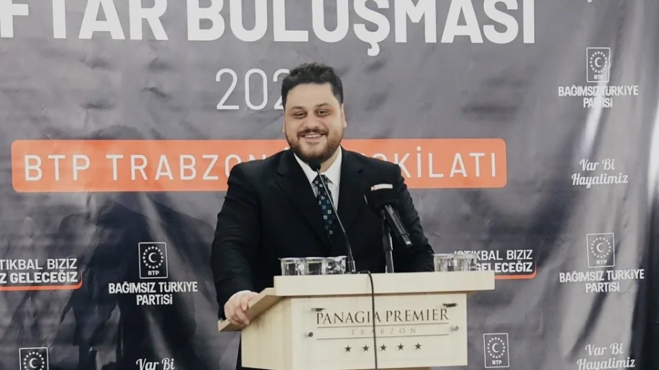 BTP lideri H�seyin Ba�, "�ran'�n Yuan ile �deme yapan gemilerin H�rm�z Bo�az�'ndan ge�mesine izin vermesini" de�erlendirdi