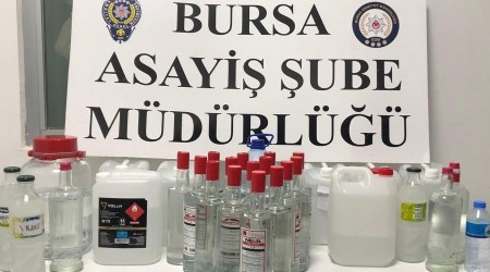 Sahte içki faciasında gözaltına alınan 2 şüpheli adliyeye sevk edildi