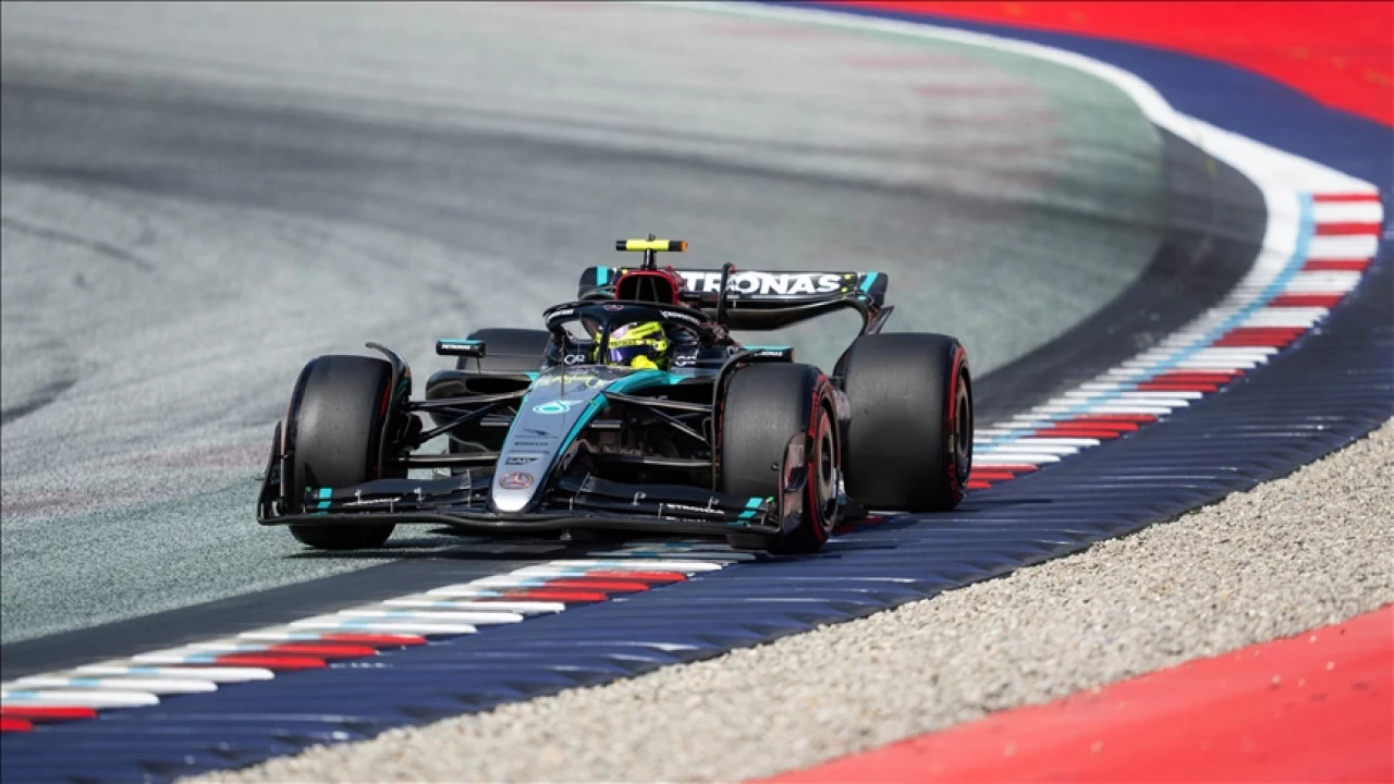 B�y�k Britanya'da Hamilton kazand�