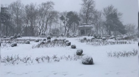 Çamlıca Tepesi beyaza büründü