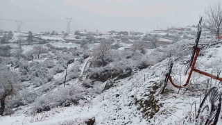 Çanakkale'de kar yağışı etkili oluyor