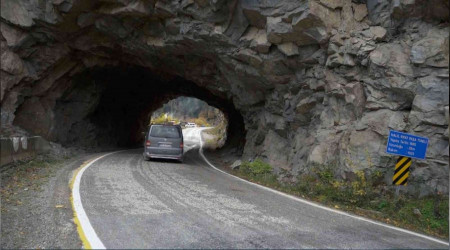Çekiç ve murç ile yapılan 135 yıllık tünel