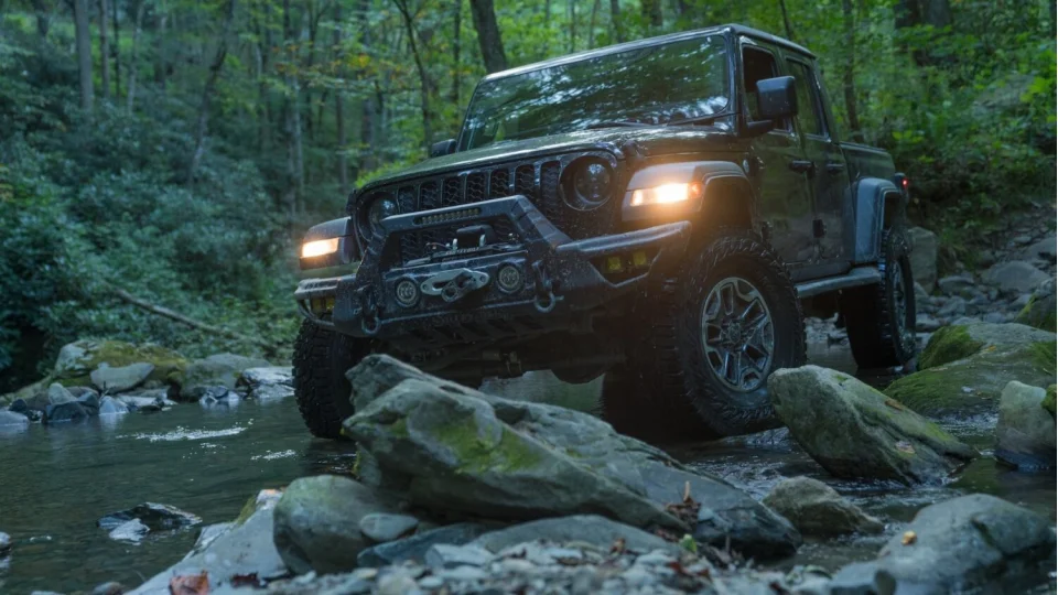 �elikten bir efsane: Jeep Gladiator��n 60 y�ll�k vah�i yolculu�u