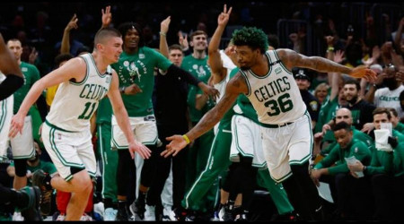 Celtics ve Mavericks finale yükseldi