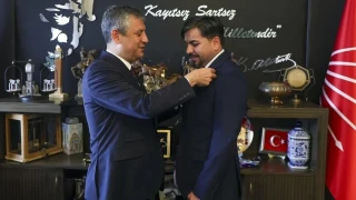 CHP, Arif Kocab�y�k'�n �yelik i�lemlerinin durdu�unu a��klad�