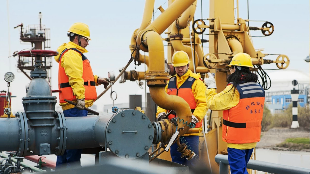 Çin'in doğal gaz üretimi 2023'te arttı