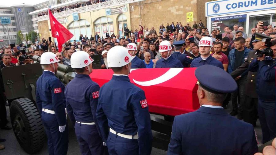 Çorumlu şehit son yolculuğuna uğurlandı