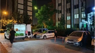 Deh�etin yeni detaylar� ortaya ��kt�: Kap�y� k�z�n�n sesiyle a�t�rd�