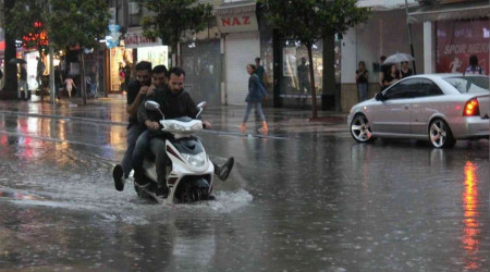 Denizli'de hafta sonu yerel kuvvetli yalar bekleniyor