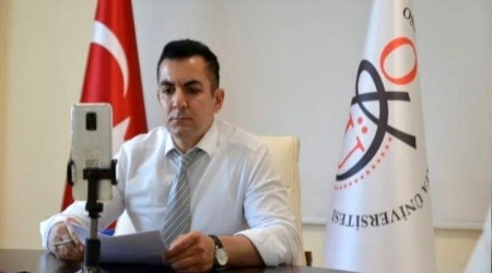 Ders anlatırken kalp krizi geçirdi