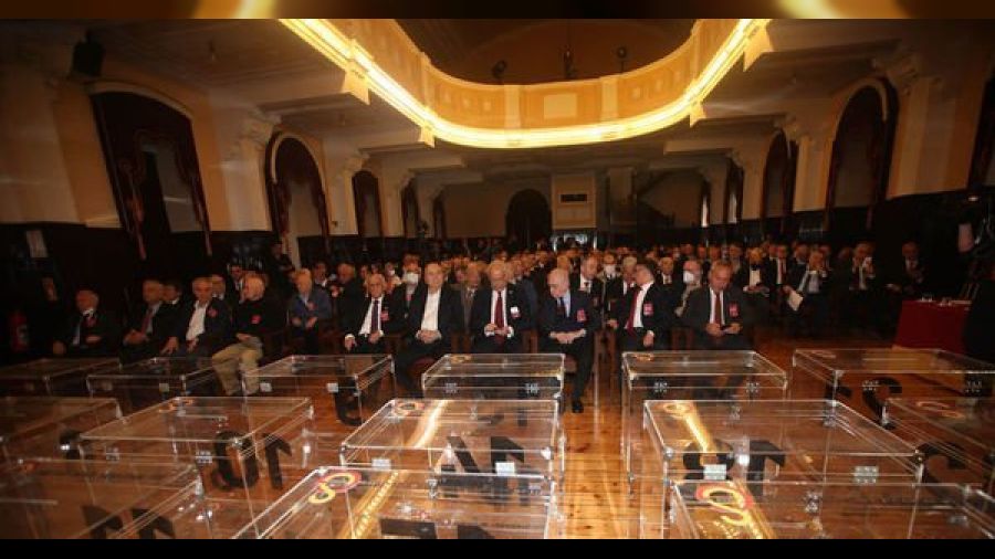 Divan Kurulu se�im istedi