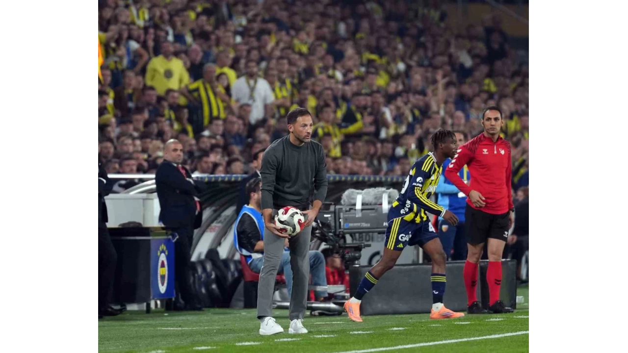 Domenico Tedesco: "Takm ierisinde iyi ve salkl rekabet var"