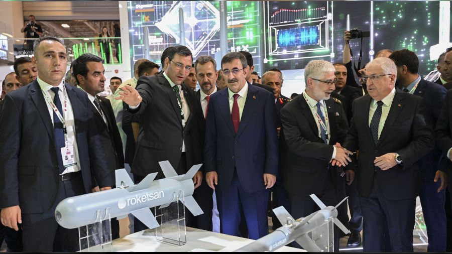 Dnya savunma sanayisi stanbul'da buluuyor