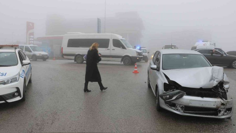 Edirne'de sis nedeniyle zincirleme kaza