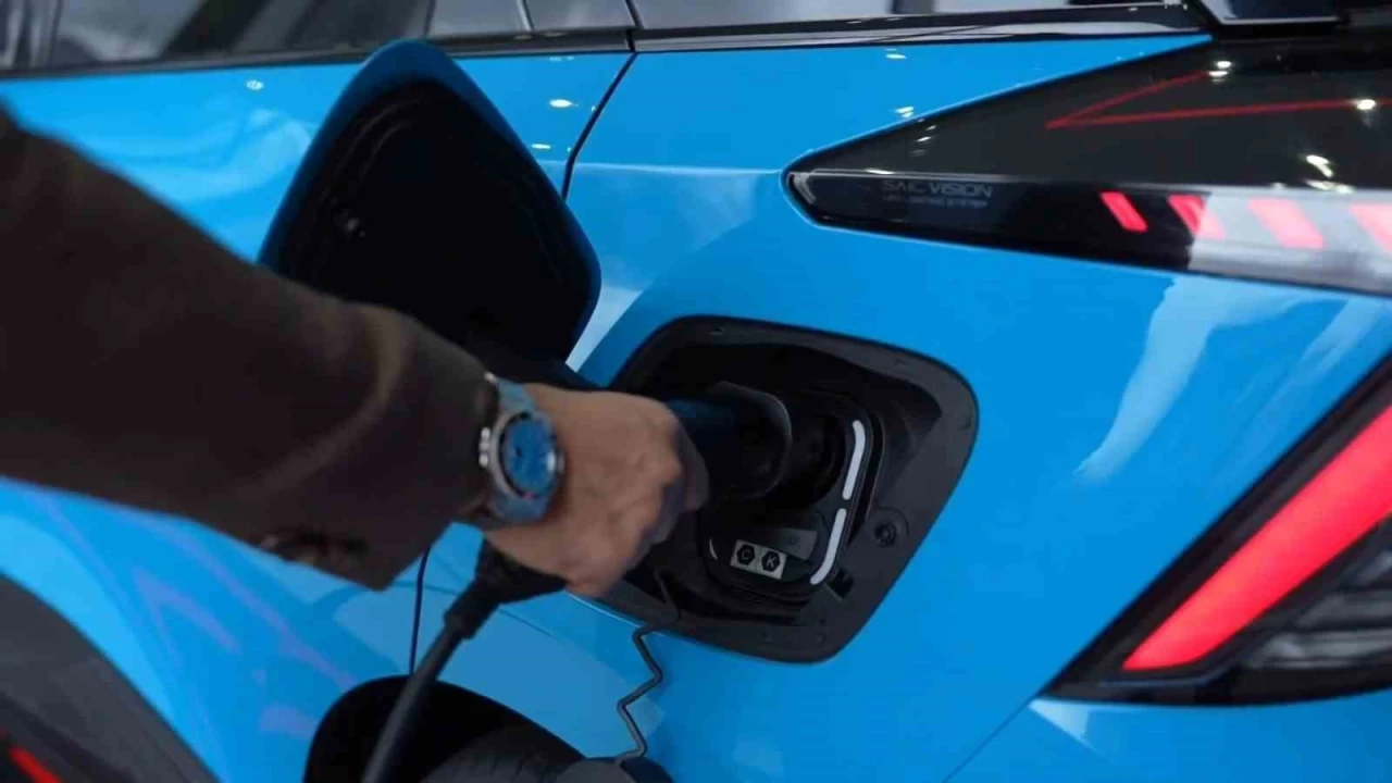 Elektrikli araç şarj soket sayısı 29 bin 496'ya yükseldi