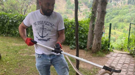 Emzirme odasında engerek yılanı paniği