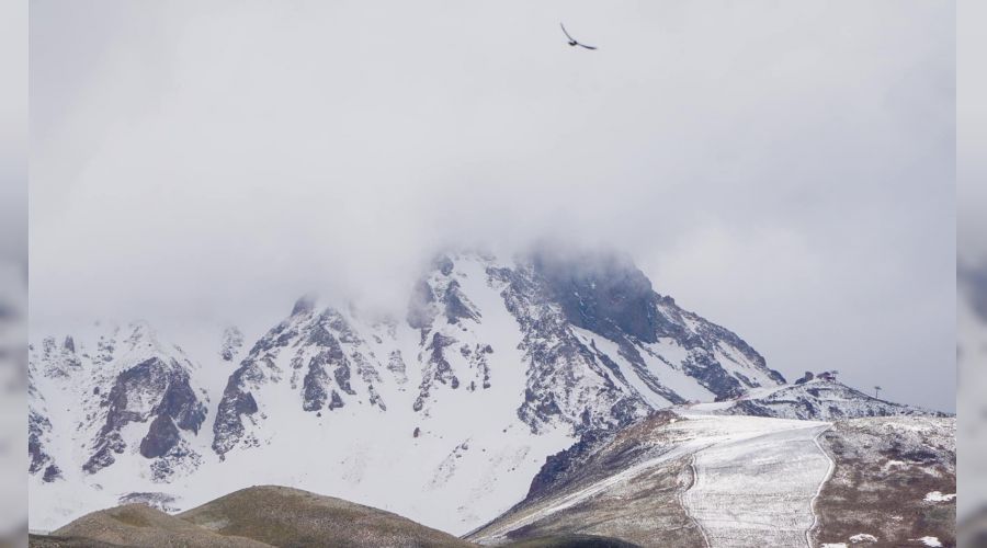 Erciyes'e Haziran ay�nda kar ya�d�