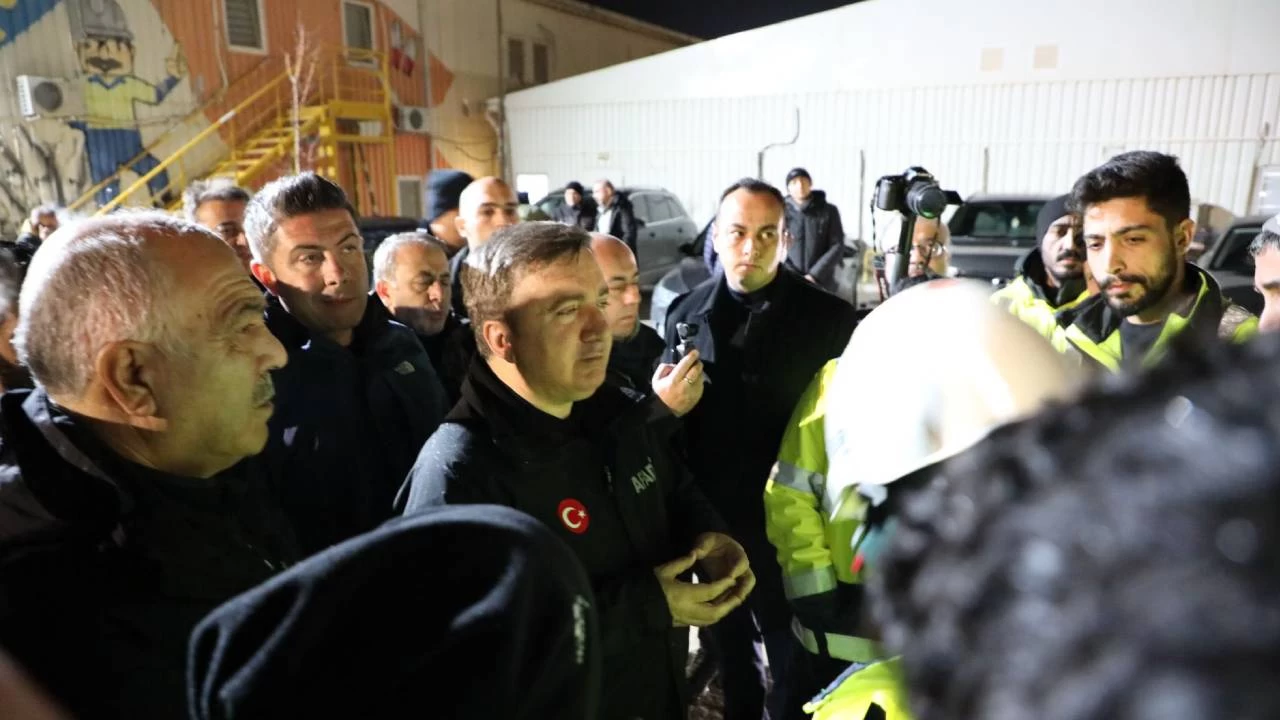 Erzincan'da umutlu bekleyiş yerini hüzne bıraktı